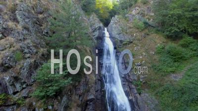 Cascades De Gimel à Saint Priest De Gimel - Vidéo Drone