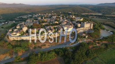 Lussan Et Mont Bouquet - Vidéo Drone