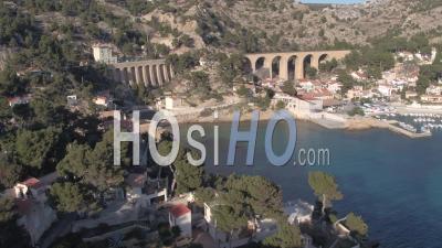 Ensues-La-Redonne Port - Video Drone Footage