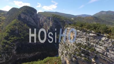 Point-Sublime And The Couloir Samson Ravine In The Gorges Verdon Gorge In Autumn – Aerial Video Drone Footage 