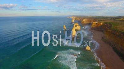 Douze Apôtres Beach Et Scenic à L'aube Victoria, Australie - Vidéo Drone