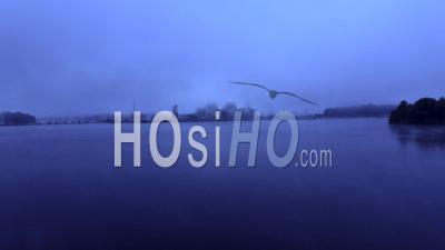 Centrale Au Charbon De Misty Lake Et Asheville En Caroline Du Nord - Vidéo Drone
