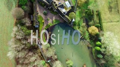 Brasserie Artisanale Brassicole Historique De La Brasserie Donnington Dans Le Gloucestershire - Vidéo Drone