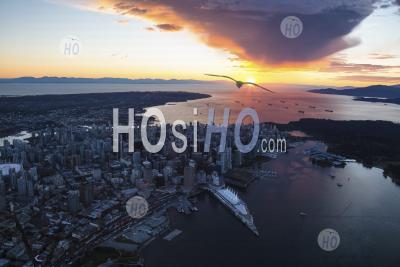Coucher De Soleil Sur Vancouver Et English Bay Bc Canada - Photographie Aérienne