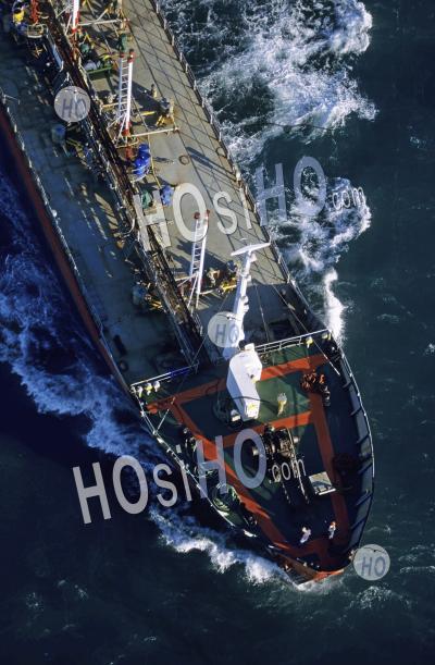 Cargo En Mer Naviguant Vers Le Port De Fos - Aerial Photography