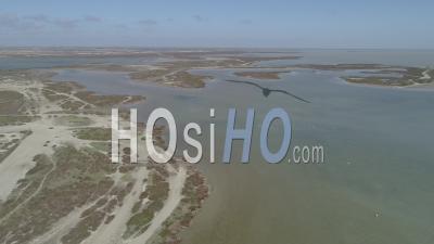La Zone Humide Des Saintes-Maries-De-La-Mer Vidéo Drone