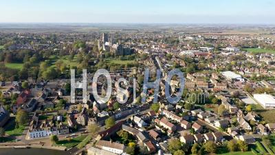 Ely Town And River - Vidéo Drone Du Point De Vue