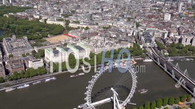 Charing Cross, Westminster, Palais De Buckingham, Londres Filmé Par Hélicoptère