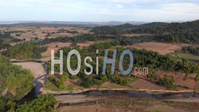 Paysage Agricole Tropical Ouvert, Philippines - Vidéo Drone