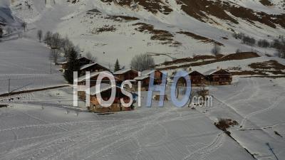 Chalets De Montagne En Haute-Savoie - Vidéo Drone