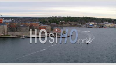 Vue Aérienne Sur La Forteresse De Vaxholm à Stockholm - Vidéo Aérienne Par Drone