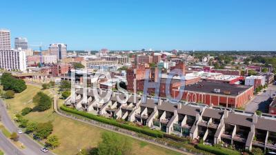 Quartier Industriel à Usage Mixte De Memphis Tennessee Avec Appartements, Condos Et Vieux Entrepôts Convertis - Vidéo Aérienne Par Drone