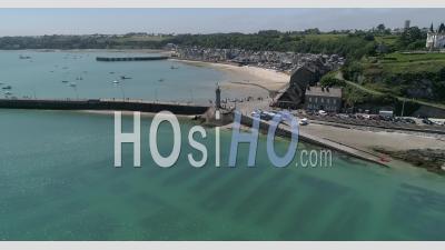 Port De Cancale, Bretagne, France, En été - Vidéo Par Drone