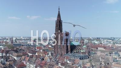Strasbourg Under Containtment Due To Covid-19,  Cathedral Turn Around - Video Drone Footage