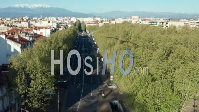 Boulevard Wilson In Perpignan During Covid-19 - Video Drone Footage