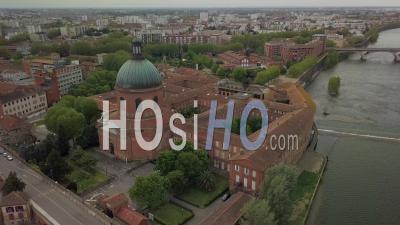 Ville De Toulouse, Bords De Garonne, Pont Saint-Pierre Et Quais -  Vidéo Par Drone