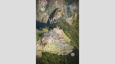 Machu Picchu Inca Ruins And Huayna Picchu (wayna Picchu), Cusco Region, Peru, South America