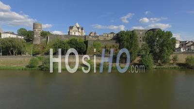 Angers Et Son Chateau Vidéo Drone En été