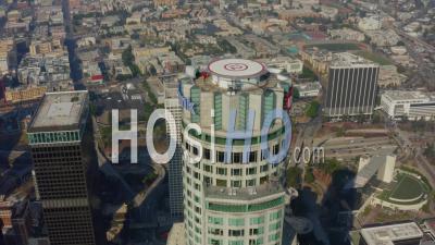 Us Bank Tower, Gratte-Ciel à Los Angeles, Californie, Lumière Du Jour 4k - Vidéo Par Drone
