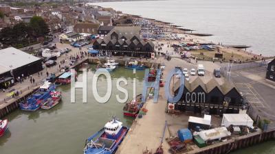 Le Port Et La Plage De Whitstable, Royaume-Uni - Vidéo Par Drone