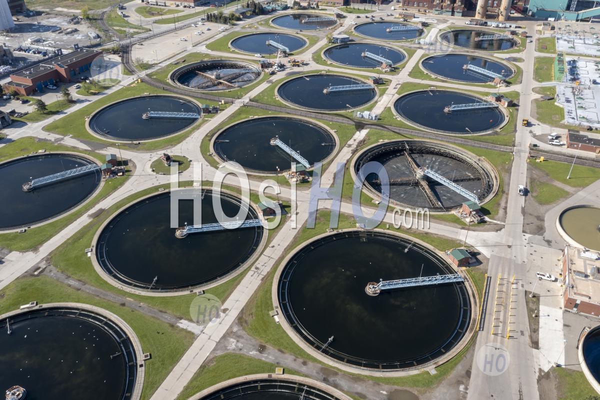 Usine De Traitement Des Eaux Usées De Detroit - Photographie Aérienne