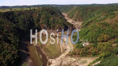 Mareges Barrage Sur La Rivière Dordogne - Vidéo Drone