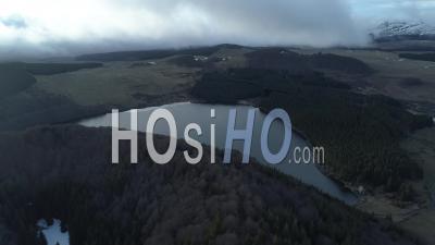 Lake De Montcineyre - Video Drone Footage