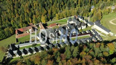 Monastère De La Grande Chartreuse, France, Vidéo Aérienne Par Drone