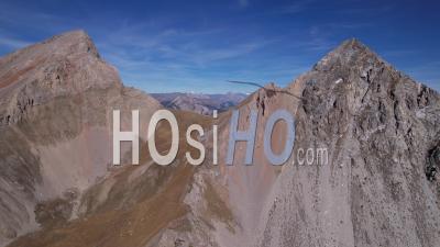 Le Col Des Peygus, Près Du Col D'izoard, Hautes-Alpes, France, Vidéo Par Drone