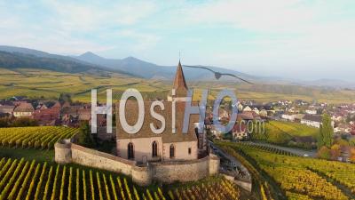 Eglise Fortifiée De Hunawihr, Alsace Vidéo Drone