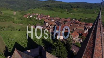Eglise Fortifiée De Hunawihr, Alsace Vidéo Drone