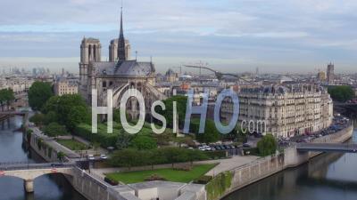 Notre-Dame De Paris, The Seine And The Ile De La Cité - Video Drone Footage
