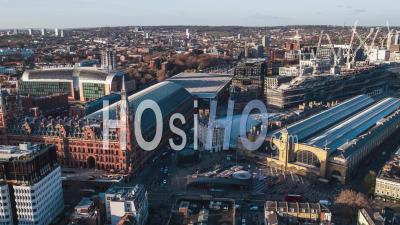 Wonderful Day, Establishing Aerial View Shot Of London Uk, United Kingdom, Kings Cross And St Pancrass International - Video Drone Footage