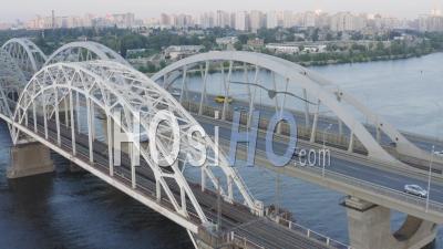Pont Du Métro De Kiev - Vidéo Drone