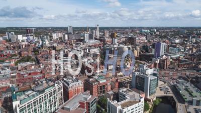 Vue Aérienne De Leeds Uk, Skyline De La Ville Angleterre Royaume-Uni Jour - Vidéo Par Drone