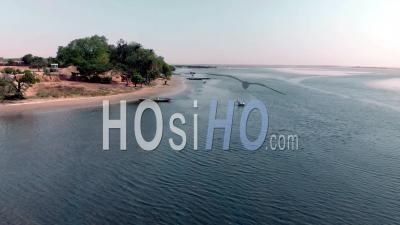 Patrimoine Mondial De L'unesco Une Journée Ensoleillée Au Sénégal Avec La Faune - Vidéo Par Drone