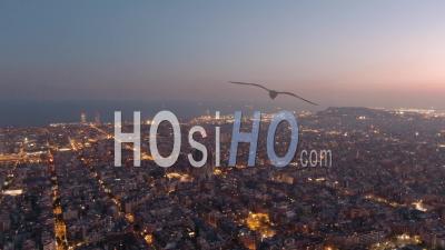 Barcelone, Espagne, La Nuit - Vidéo Par Drone