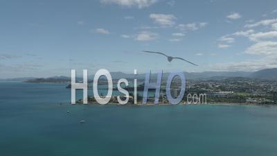 Plage De Baie De L'anse Vata - Nouméa - Vidéo Par Drone