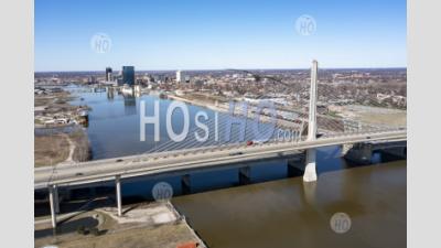 Toledo, Ohio Sur La Rivière Maumee - Photographie Aérienne