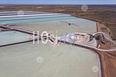 Bassins D'évaporation De La Mine De Potasse Intrepid - Photographie Aérienne