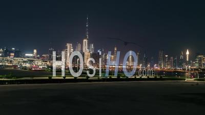 Centre-Ville De Dubaï, Émirats Arabes Unis, La Nuit - Vidéo Par Drone