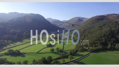 Angleterre, Cumbria, Parc National De Lake District, Derwent Water, Borrowdale Valley - Vidéo Drone