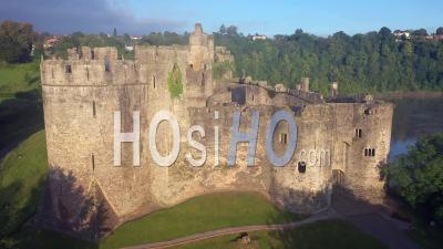 Château De Chepstow, Chepstow, Gwent, Pays De Galles, Royaume-Uni - Vidéo Par Drone