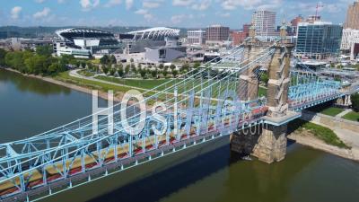 Nice Aerial Over The John A Roebling Steel Suspension Bridge Over The Ohio River In Cincinnati, Ohio - Video Drone Footage