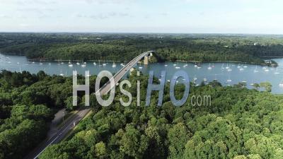 Pont De Benodet-L'odet-Bateaux De Plaisance - Video Drone Footage