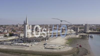 Vue Drone De La Rochelle, Tour Lanterne, Tour Chaîne, Tour Saint-Nicolas, Vieux Port