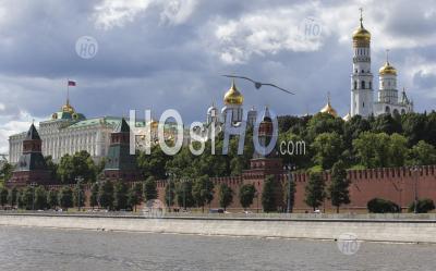View On Moscow Kremlin President Palace And Complex Of Churches