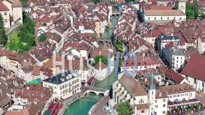 The Palace Of The Island On The Shores Of Lake Annecy And The Thiou - Video Drone Footage