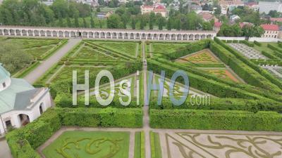 Jardin Français En Moravie – Vidéo Prise Par Drone