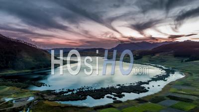Lac Huaypo, Près De La Vallée Sacrée, Région De Cusco Vidéo Drone